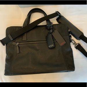 Tumi Beacon Hill Branch Slim Laptop Brief NWT